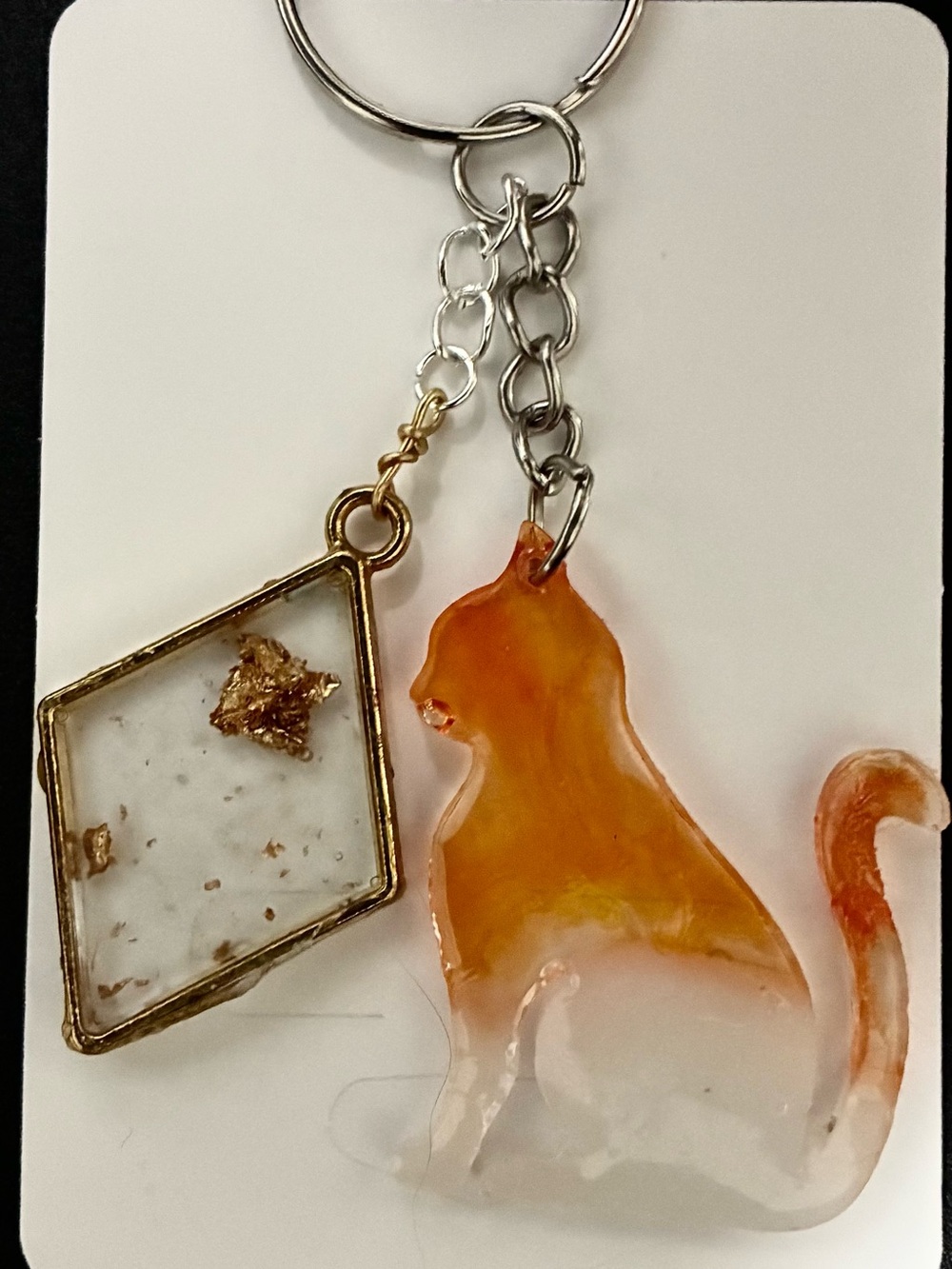 Orange & White Resin Cat Keychain with Gold Accent